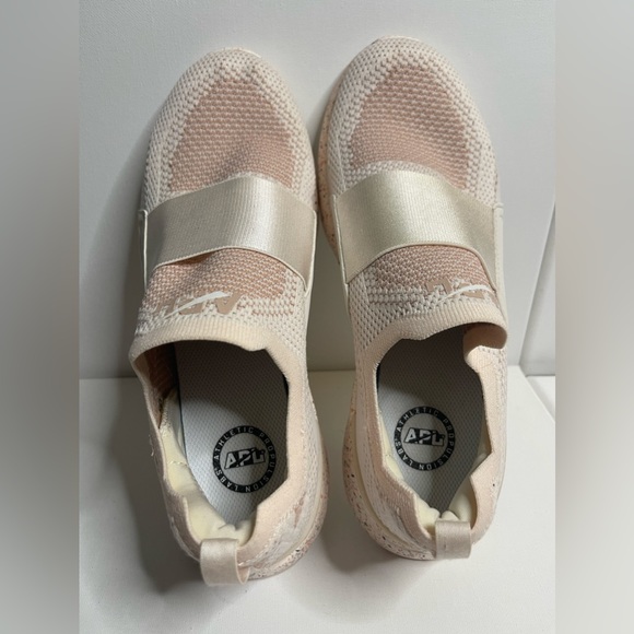 Women’s APL techloom bliss - Picture 8 of 8